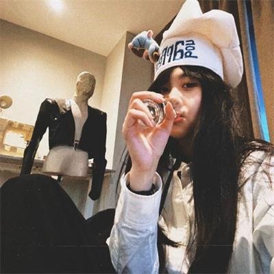 白日梦与她
